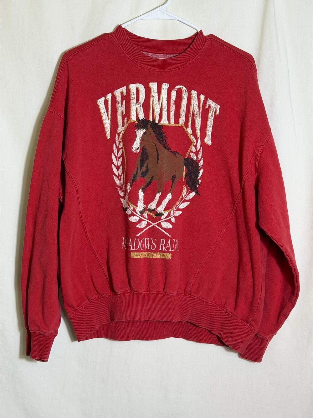 Arizona Jean Co Vermont Meadows Ranch Horse Graphic Sweatshirt Red Size Small